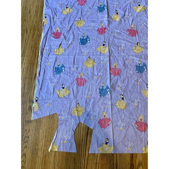 DISNEY Dancing PRINCESSES Sparkle Cotton Fabric 1 + Yard x 45" Springs Creative - Picture 10 of 10